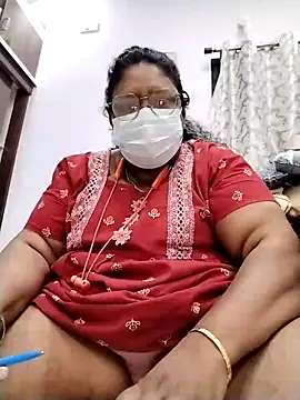 Snapshot of Pushpavathi_78 chatting on October 29, 5:58 pm Pushpavathi 78 online show from October 29, 5:58 pm