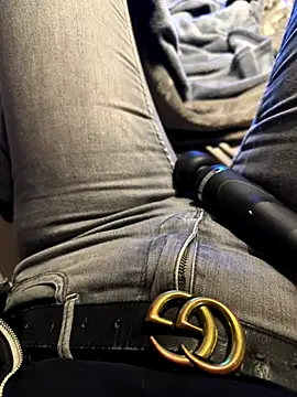 Snapshot of Ana-05 chatting on September 29, 5:51 pm Ana-05 online show from September 29, 5:51 pm