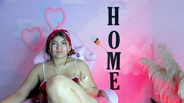 carolayrosse online show from February 12, 6:08 am