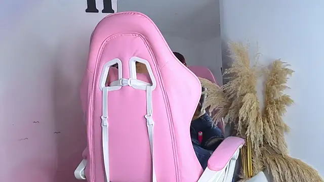 carolayrosse online show from October 13, 7:47 pm