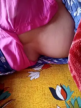 Snapshot of lakey91girl chatting on December 22, 8:49 am lakey91girl online show from December 22, 8:49 am