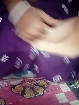 Snapshot of lakey91girl chatting on February 4, 4:29 pm lakey91girl online show from February 4, 4:29 pm