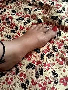 Snapshot of lakey91girl chatting on February 25, 8:47 am lakey91girl online show from February 25, 8:47 am