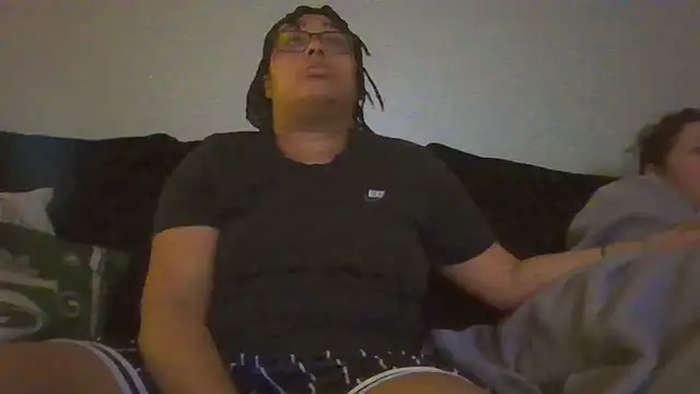 vanilla chocolate23 online show from December 14, 6:30 pm