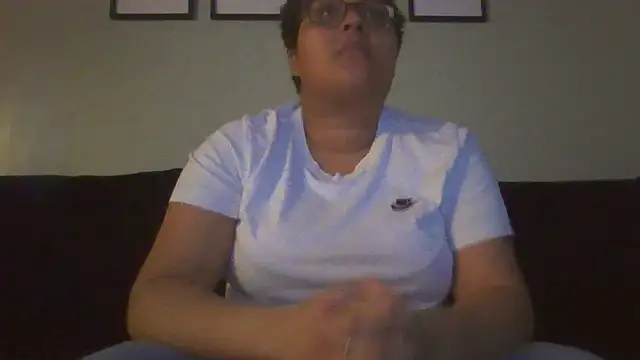 vanilla chocolate23 online show from February 5, 5:20 pm