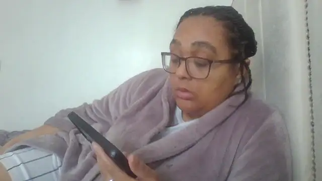 vanilla chocolate23 online show from February 15, 2:00 pm