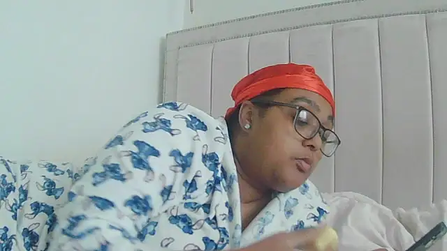 vanilla chocolate23 online show from October 3, 9:06 am