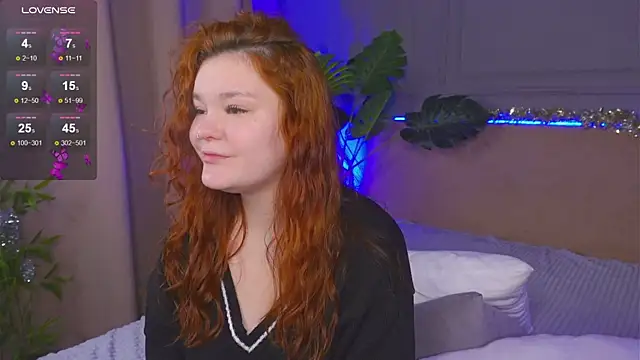 Snapshot of EnnySunrise chatting on December 28, 1:28 pm EnnySunrise online show from December 28, 1:28 pm