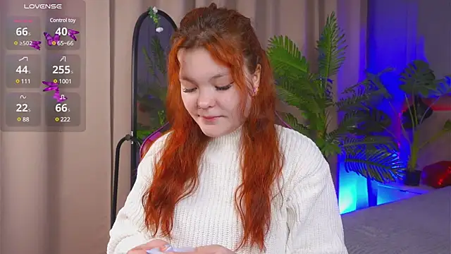 Snapshot of EnnySunrise chatting on February 6, 4:47 pm EnnySunrise online show from February 6, 4:47 pm