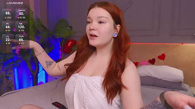 Snapshot of EnnySunrise chatting on February 10, 1:55 pm EnnySunrise online show from February 10, 1:55 pm
