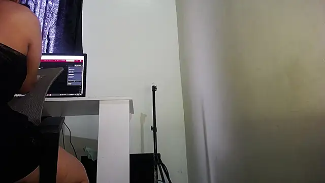 marilynetthan online show from November 24, 2:28 pm