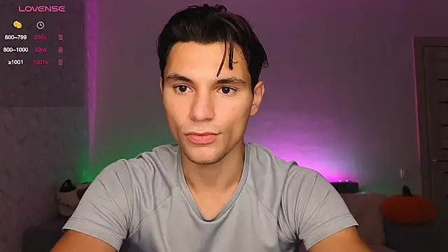 denlover1 online show from October 20, 4:02 am