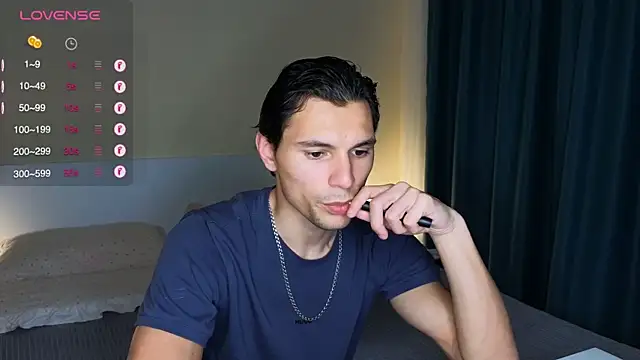 denlover1 online show from April 16, 3:46 pm