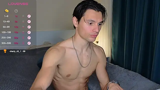 denlover1 online show from April 19, 11:09 am