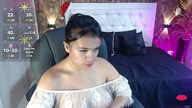 Snapshot of dulce__love69 chatting on December 17, 10:22 pm dulce love69 online show from December 17, 10:22 pm