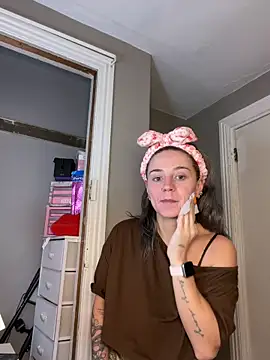 lexybabyxo online show from April 10, 11:37 am