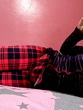 3ahhd online show from March 8, 4:06 pm