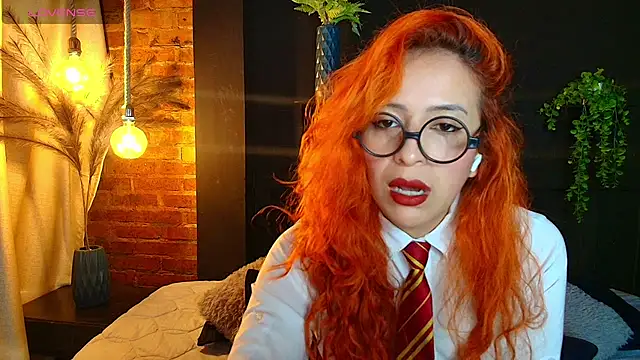 sahra taylor  online show from March 25, 2:01 pm