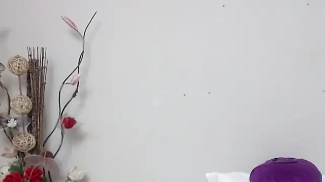 Nicol Love0 online show from January 25, 7:39 pm