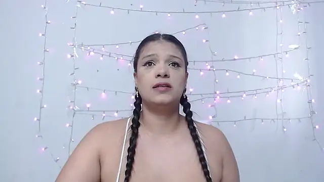 Nicol Love0 online show from March 14, 2:08 pm