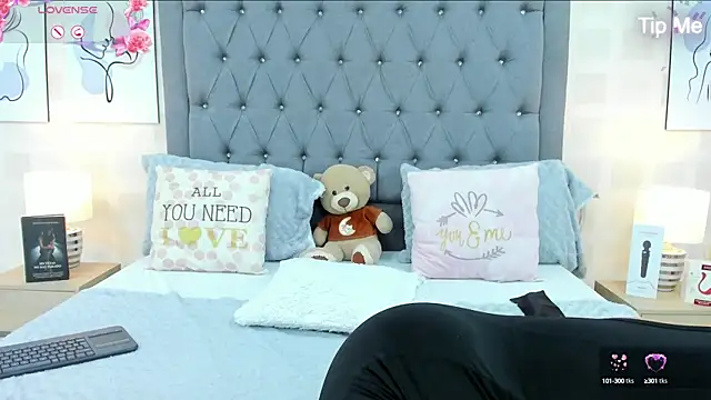 JoslinEvans online show from February 1, 12:16 pm