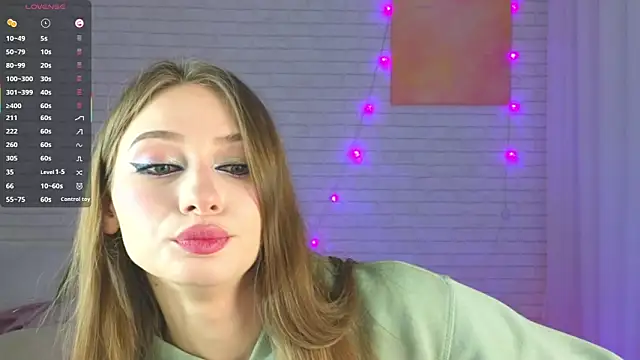 candyboofairy online show from January 18, 12:36 am