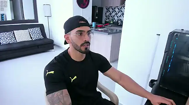 tony muscle online show from February 10, 8:31 pm