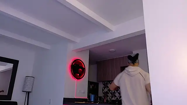 tony muscle online show from September 27, 10:37 pm