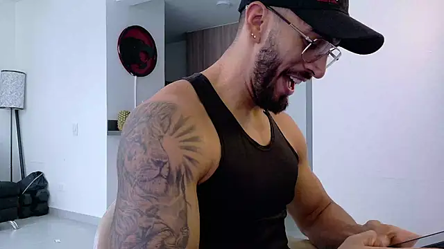 tony muscle online show from September 30, 9:42 pm