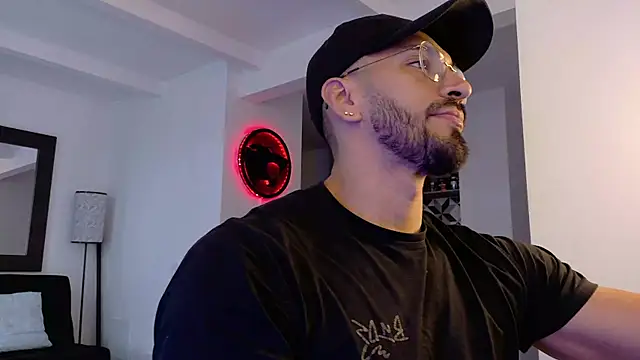 tony muscle online show from October 21, 9:15 pm