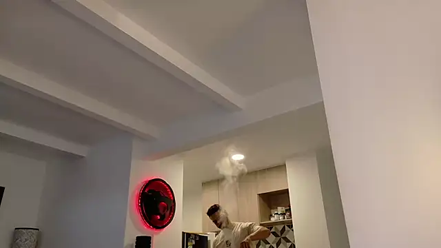 tony muscle online show from November 24, 9:47 pm