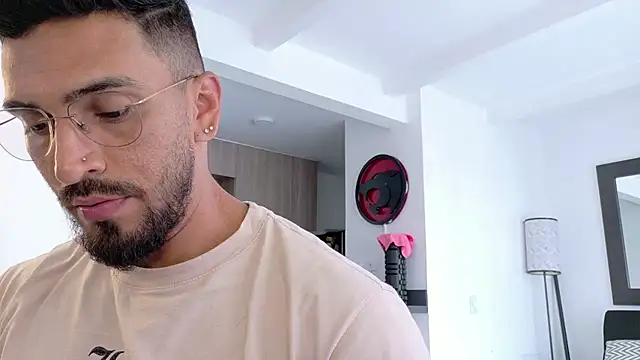 tony muscle online show from February 9, 8:02 pm