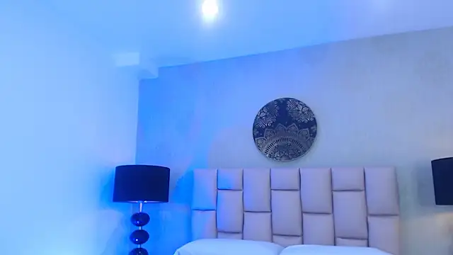 Zoe Vixen online show from January 31, 12:07 pm