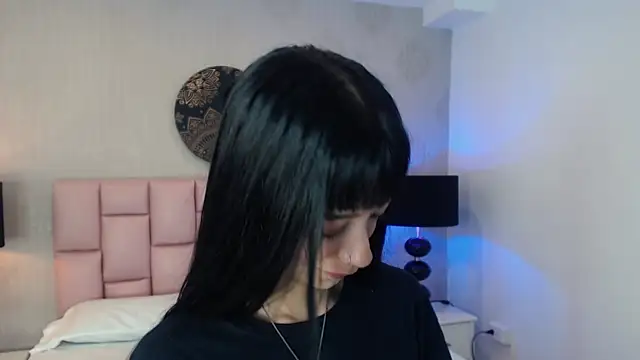 Zoe Vixen online show from February 17, 12:05 pm