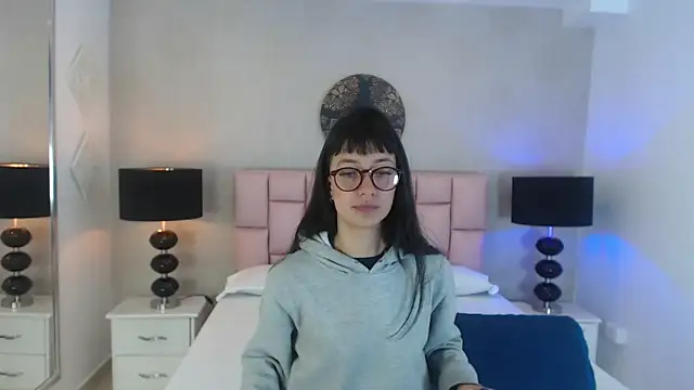 Zoe Vixen online show from February 26, 12:03 pm