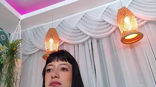 Zoe Vixen online show from March 22, 12:35 pm