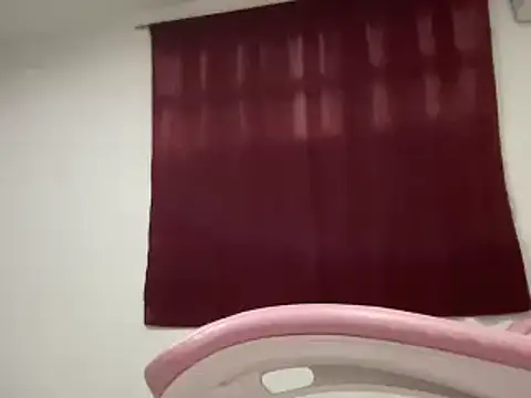 Snapshot of Susandolls chatting on January 11, 11:24 pm Susandolls online show from January 11, 11:24 pm