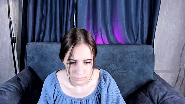 Snapshot of Tonya_Gray chatting on December 5, 8:22 am Tonya Gray online show from December 5, 8:22 am