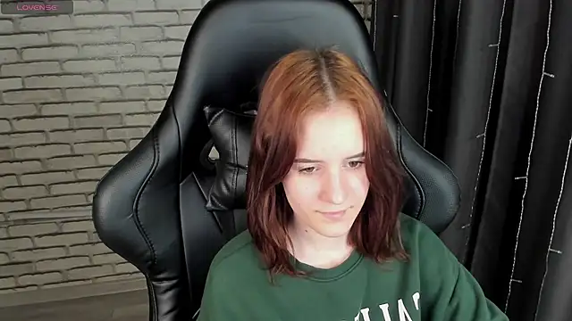 Snapshot of Tonya_Gray chatting on February 17, 2:37 pm Tonya Gray online show from February 17, 2:37 pm