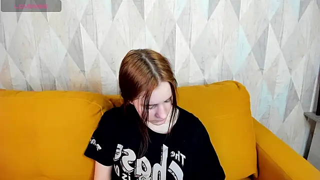 Snapshot of Tonya_Gray chatting on February 19, 5:05 am Tonya Gray online show from February 19, 5:05 am