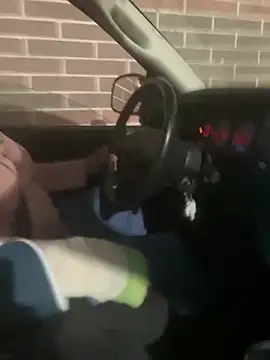 yeswewill13 online show from December 21, 5:14 am