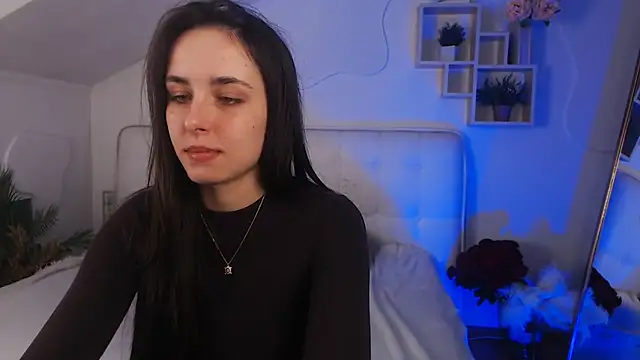 AuroraAksnesss online show from March 10, 6:01 pm