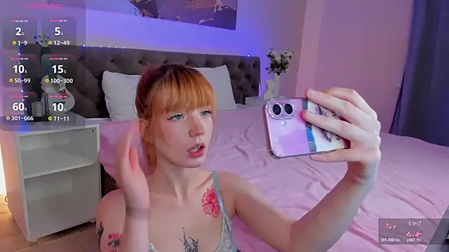 Linablueeyed online show from November 7, 9:09 am