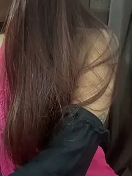 Snapshot of Sweety_008 chatting on November 22, 8:46 am Sweety 008 online show from November 22, 8:46 am