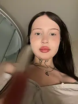 kate8ketee8 online show from February 20, 8:25 pm