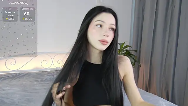 Snapshot of CherryJ_ chatting on January 19, 7:36 am CherryJ online show from January 19, 7:36 am