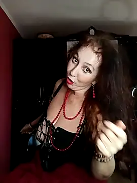 GypsyEsmeralda online show from February 24, 5:11 am