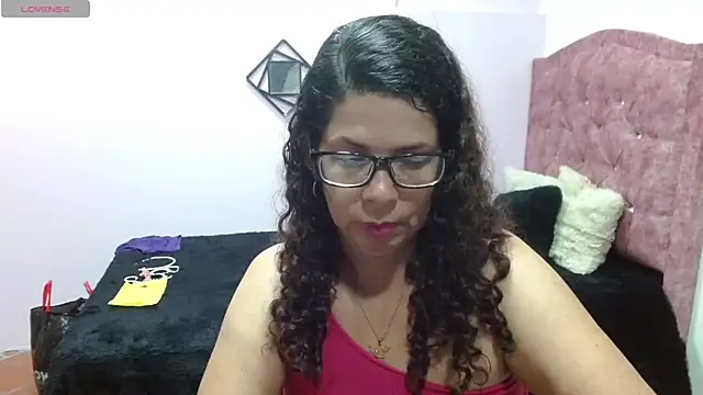 Snapshot of sila_bolum chatting on January 8, 6:52 pm sila bolum online show from January 8, 6:52 pm