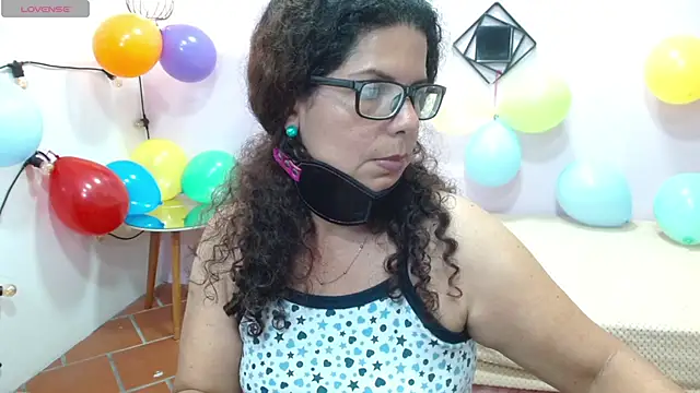 Snapshot of sila_bolum chatting on January 17, 11:07 pm sila bolum online show from January 17, 11:07 pm