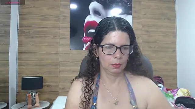 Snapshot of sila_bolum chatting on March 3, 3:20 pm sila bolum online show from March 3, 3:20 pm